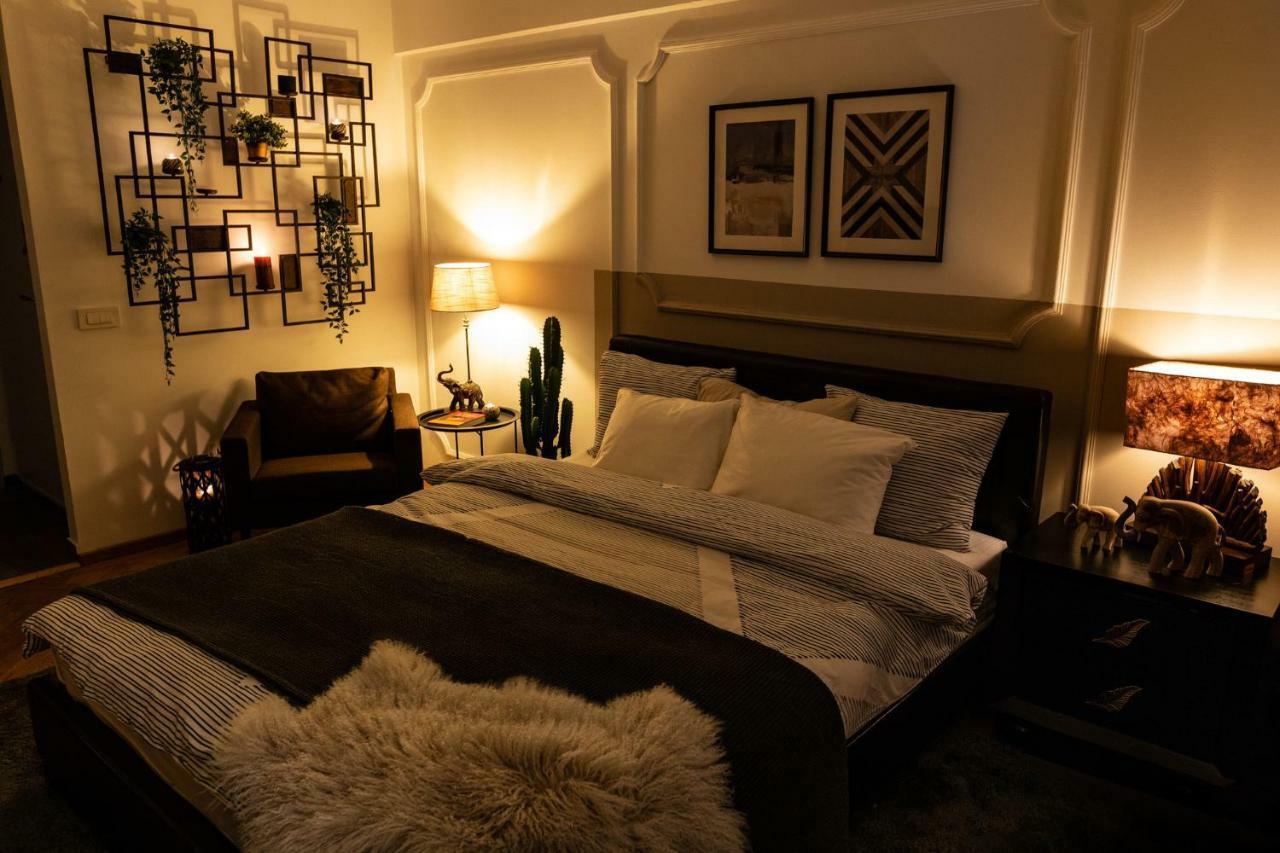 Qult - Up In The Sky Apartment Bucureşti Ngoại thất bức ảnh
