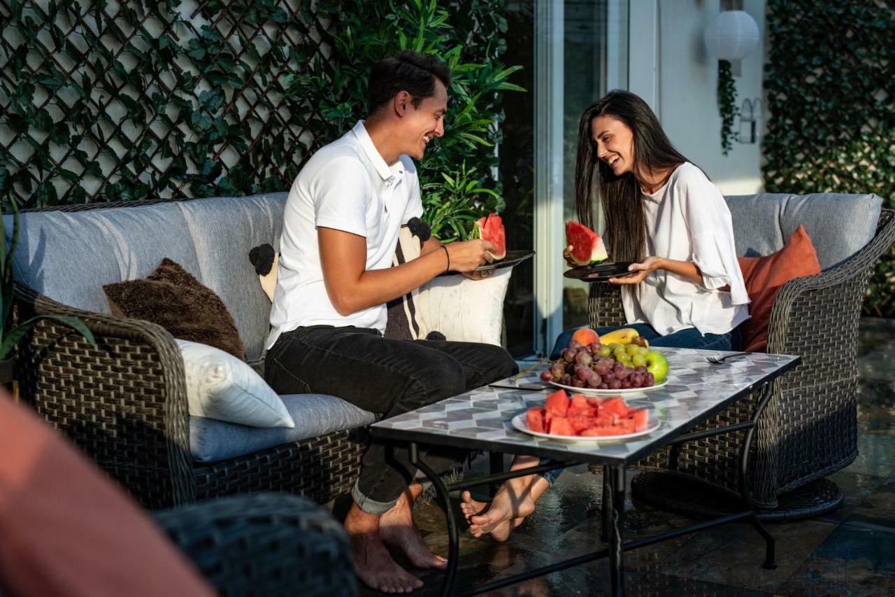 Qult - Up In The Sky Apartment Bucureşti Ngoại thất bức ảnh